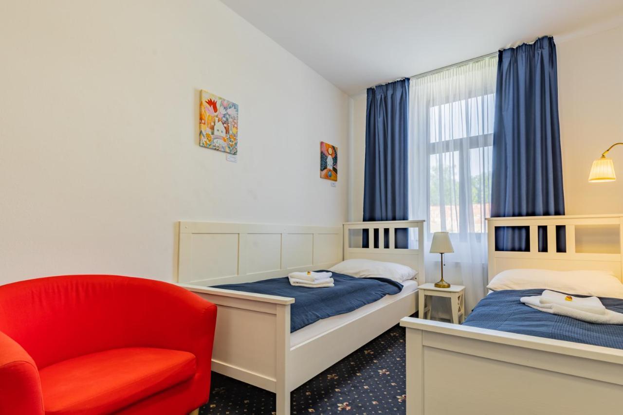 Hotel Amadeus تشيسكي بوديوفيتسه المظهر الخارجي الصورة