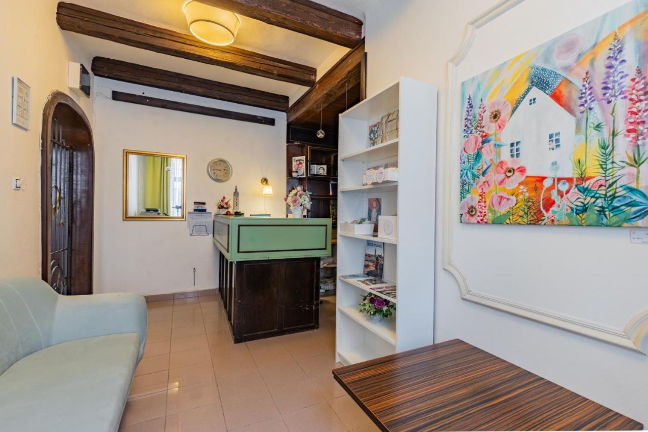 Hotel Amadeus تشيسكي بوديوفيتسه المظهر الخارجي الصورة