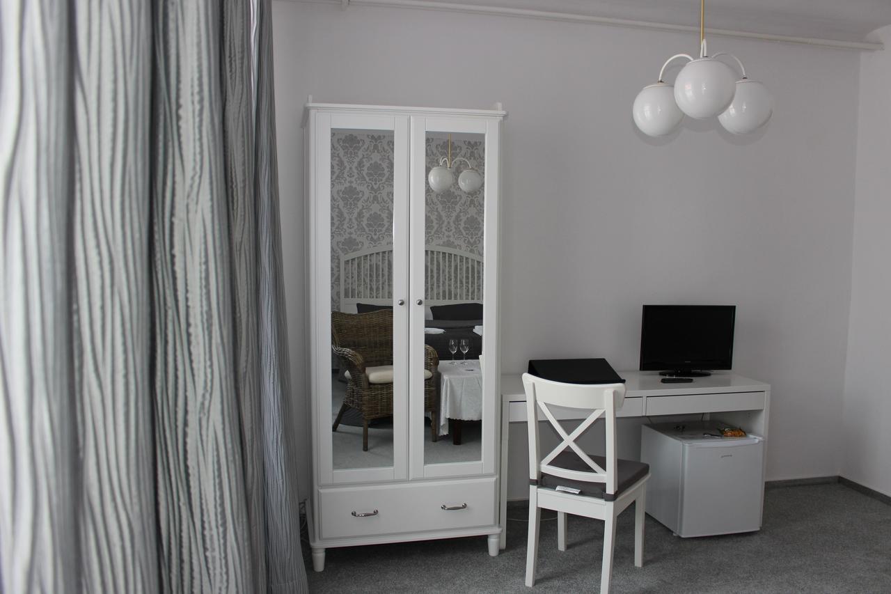 Hotel Amadeus تشيسكي بوديوفيتسه المظهر الخارجي الصورة