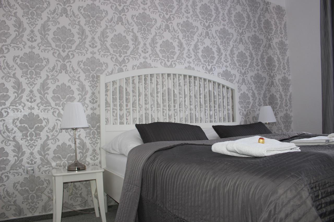 Hotel Amadeus تشيسكي بوديوفيتسه المظهر الخارجي الصورة