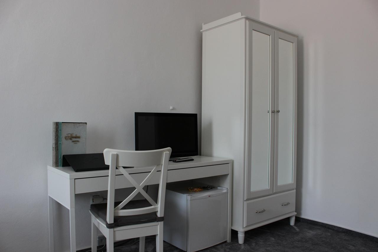 Hotel Amadeus تشيسكي بوديوفيتسه المظهر الخارجي الصورة
